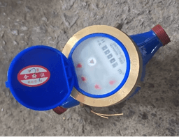 Is a foggy or watery water meter dial a problem?